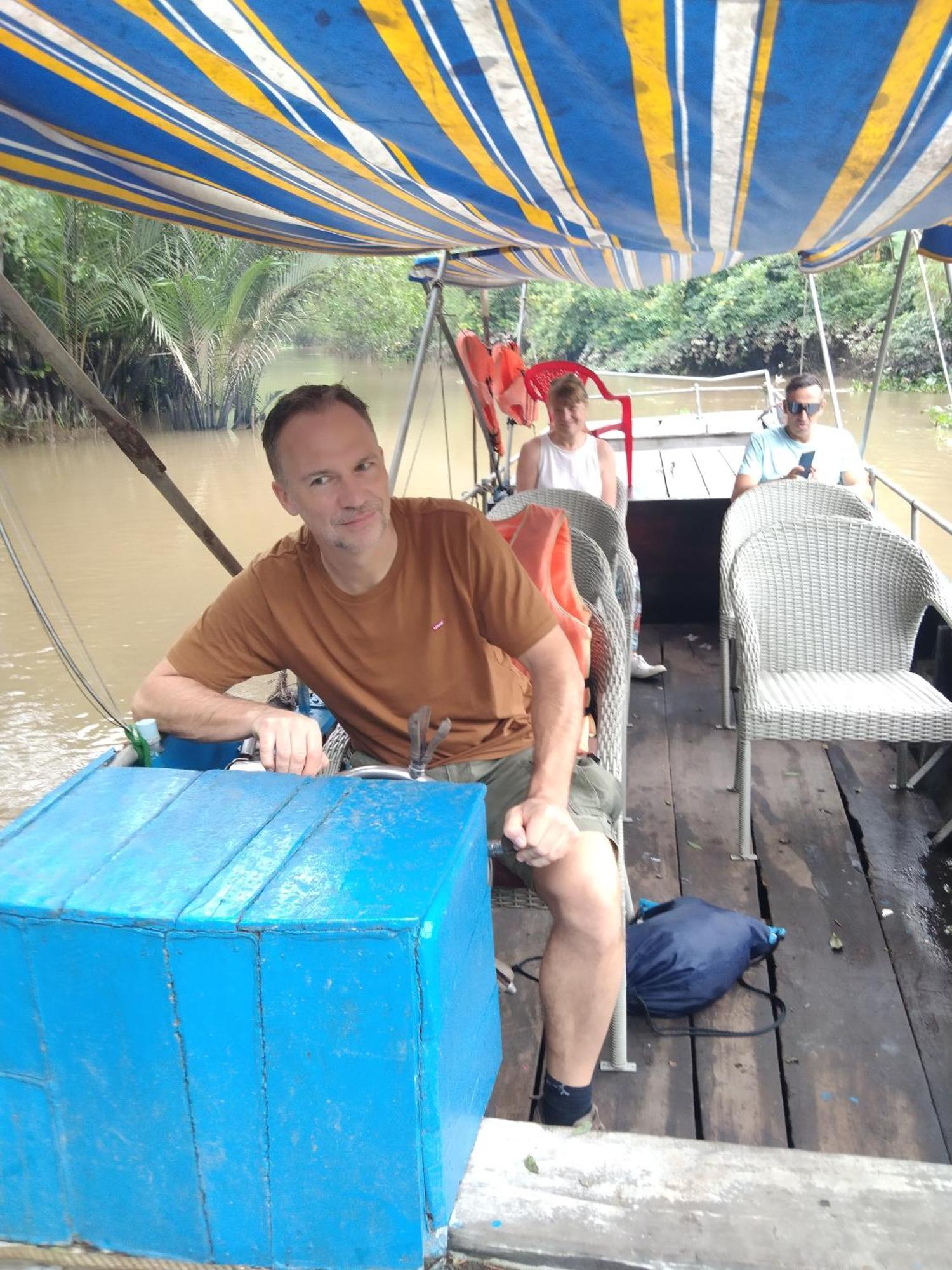 Quoc Phuong Riverside Homestay Ben Tre المظهر الخارجي الصورة