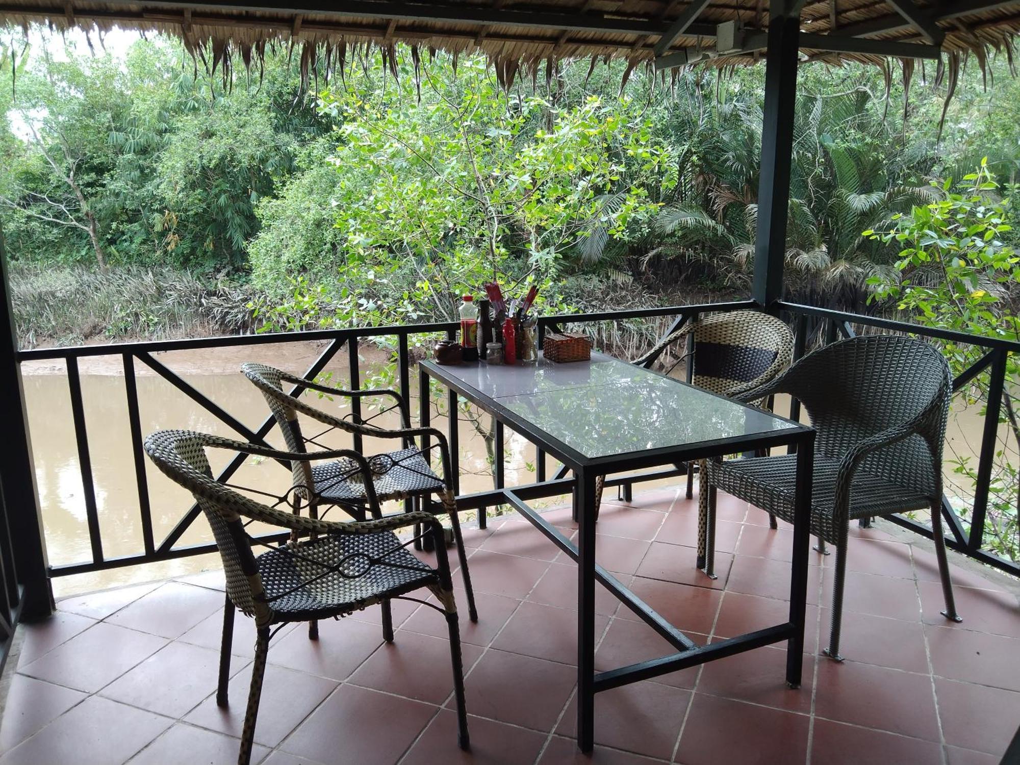 Quoc Phuong Riverside Homestay Ben Tre المظهر الخارجي الصورة