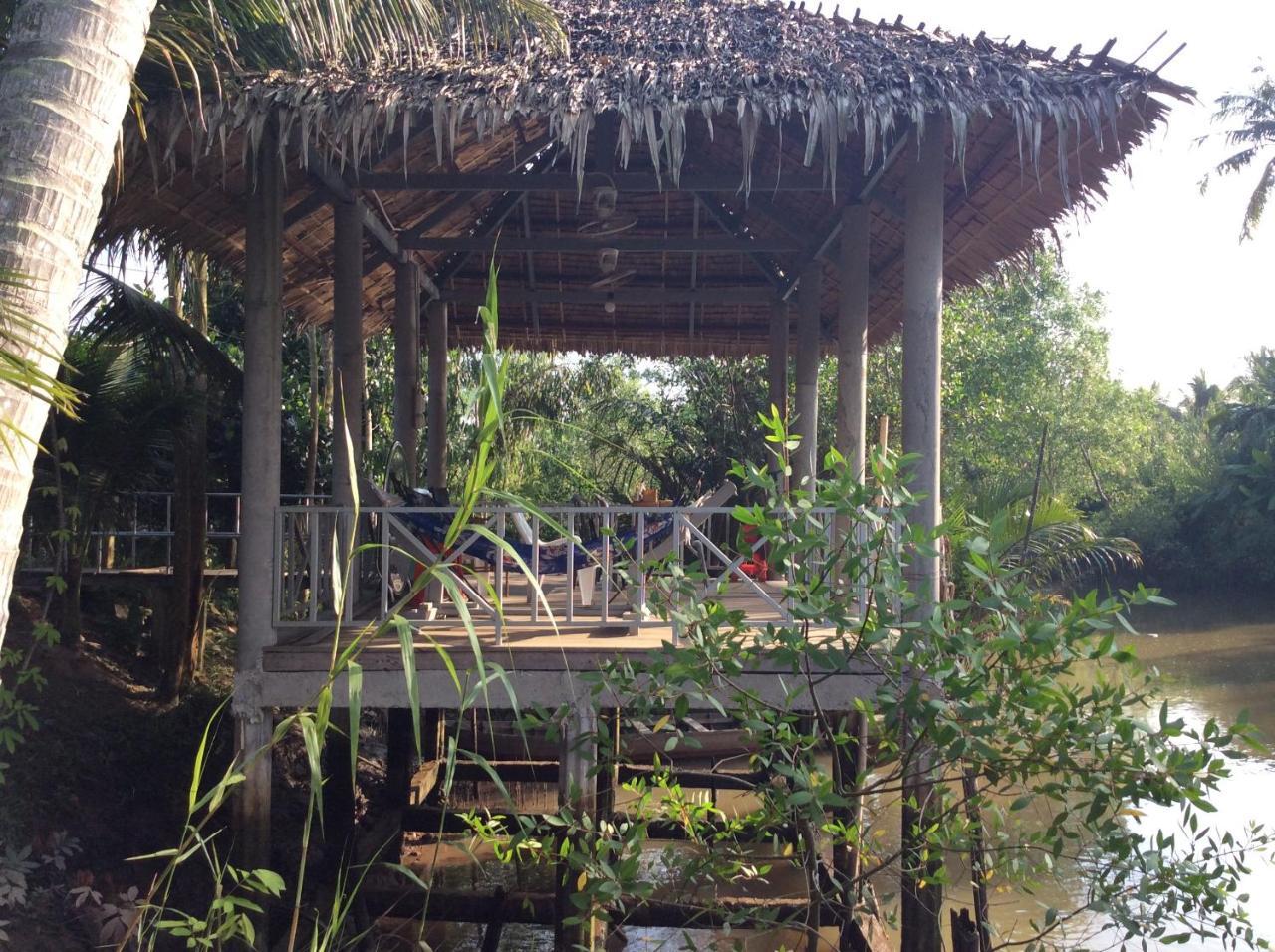 Quoc Phuong Riverside Homestay Ben Tre المظهر الخارجي الصورة
