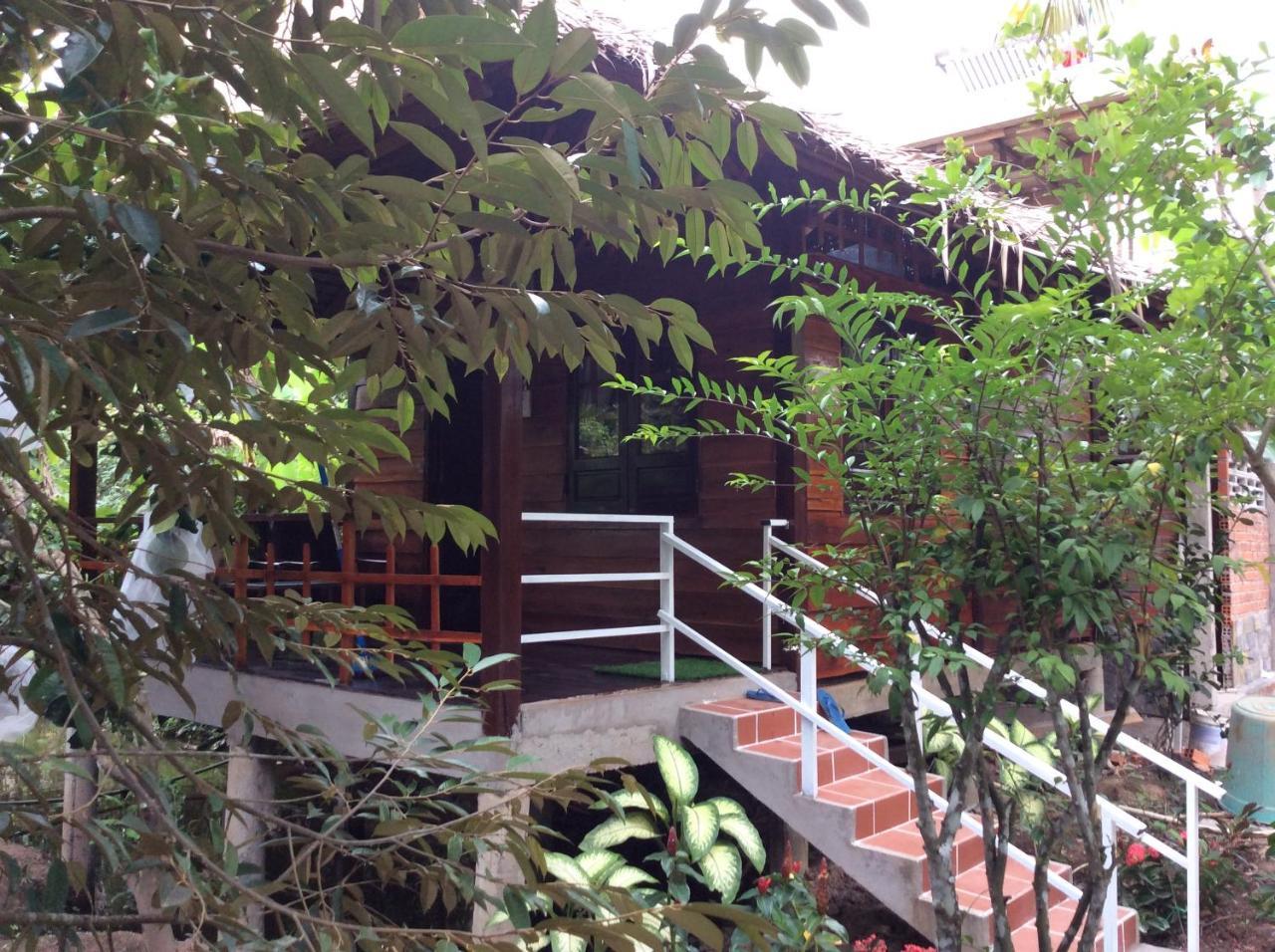 Quoc Phuong Riverside Homestay Ben Tre المظهر الخارجي الصورة